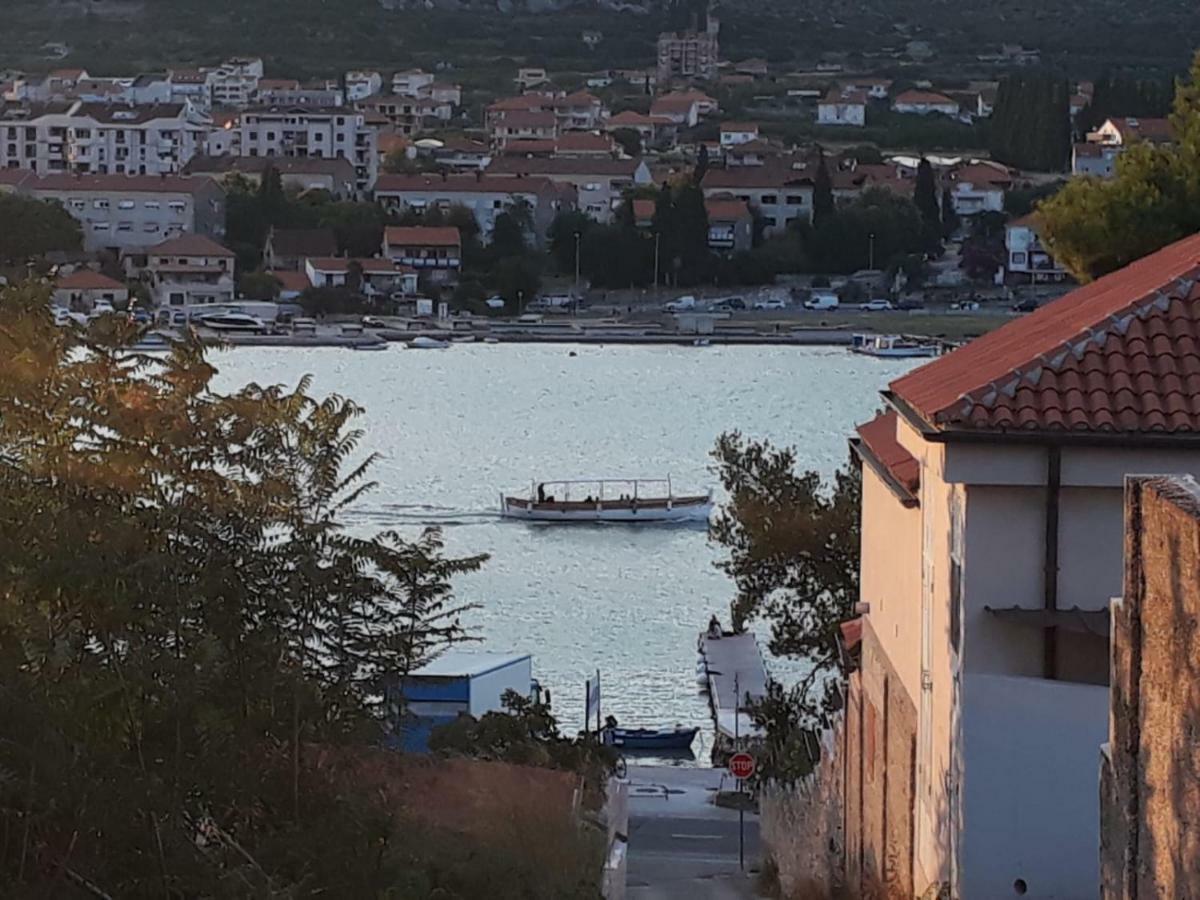 Apartment Dinka Trogir Exterior photo
