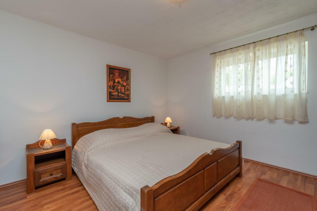Apartment Dinka Trogir Exterior photo