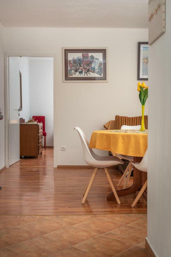 Apartment Dinka Trogir Exterior photo